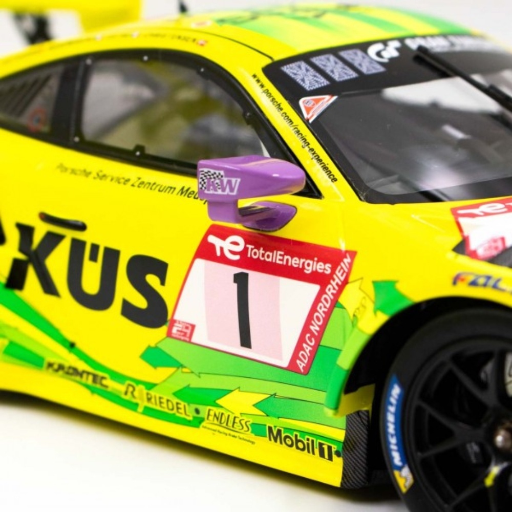 1:18 Porsche 911 GT3 R Manthey Racing #1 24h Race Nürburgring 2022 Minichamps Collectors Edition