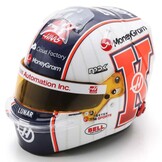 1:5 Moneygram Haas F1 Team - Kevin Magnussen - Miami GP Helmet 2023 wit-blauw-rood Spark Schaalmodel