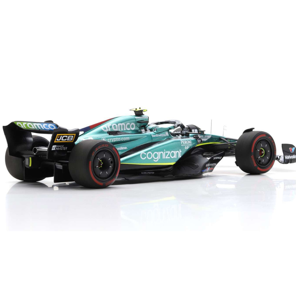 1:18 Aston Martin Aramco Cognizant Formel 1 Team AMR23 #14 Fernando Alonso 7. Großbritannien GP 2023 Grün-Schwarz-Gelb Spark Maßstabmodell