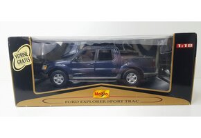 1:18 Ford Explorer Sport Trac