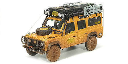 1:18 Land Rover Defender 110 Camel Trophy 'Sabah Malaysia 1993 Dirty Version'