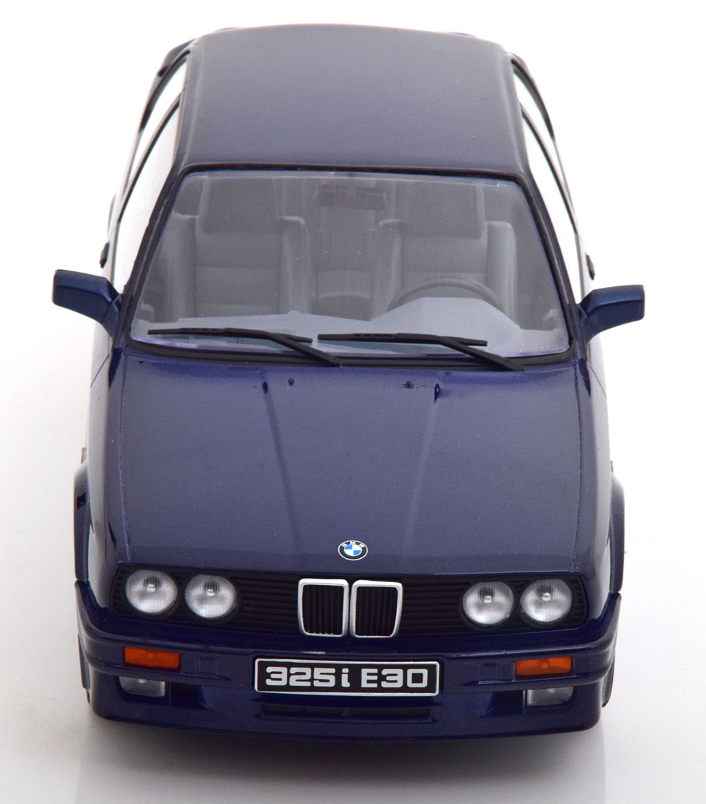 Schaalmodel 1:18 BMW 325i 1988 Dark Blue metallic
