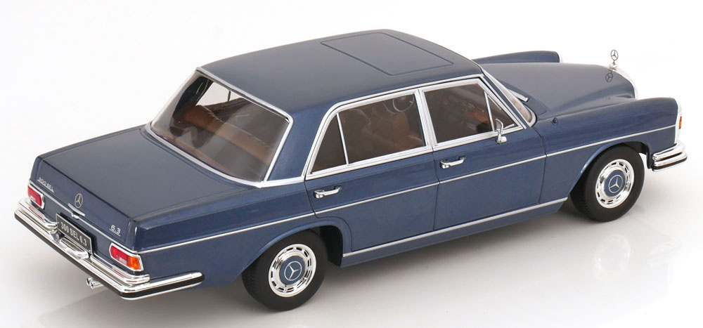Schaalmodel 1:18 Mercedes-Benz 300 SEL 6.3 1972 Blue metallic