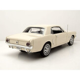 1:18 Ford Mustang Hardtop 1964 Creme Weiß Maßstab von Welly