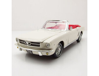 1:18 Ford Mustang Convertible 1964