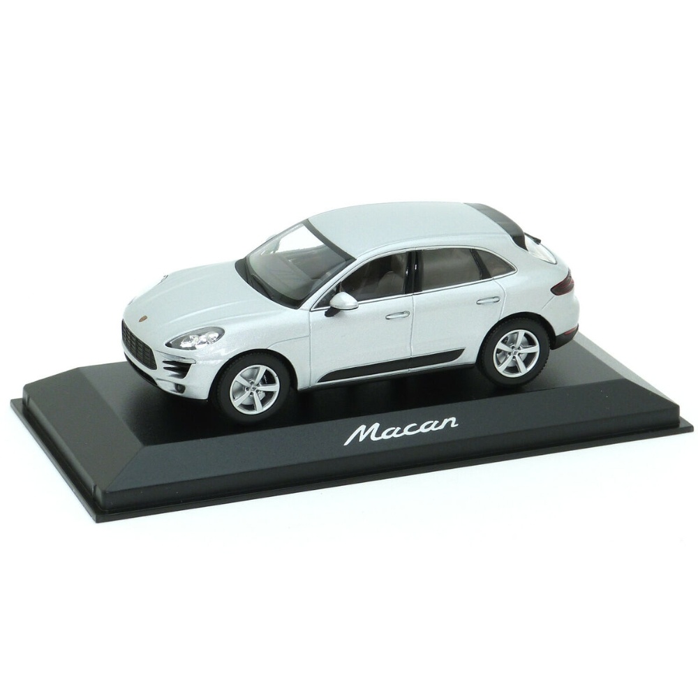 1:43 Porsche Macan - Silver Metallic | Premium SUV Model - Minichamps