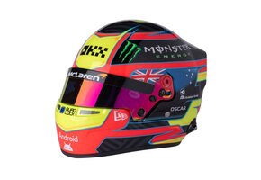 PRE-ORDER: 1:2 Helmet Oscar Piastri – McLaren F1 2025 | No. 81 | Official Replica - Bell Helmets