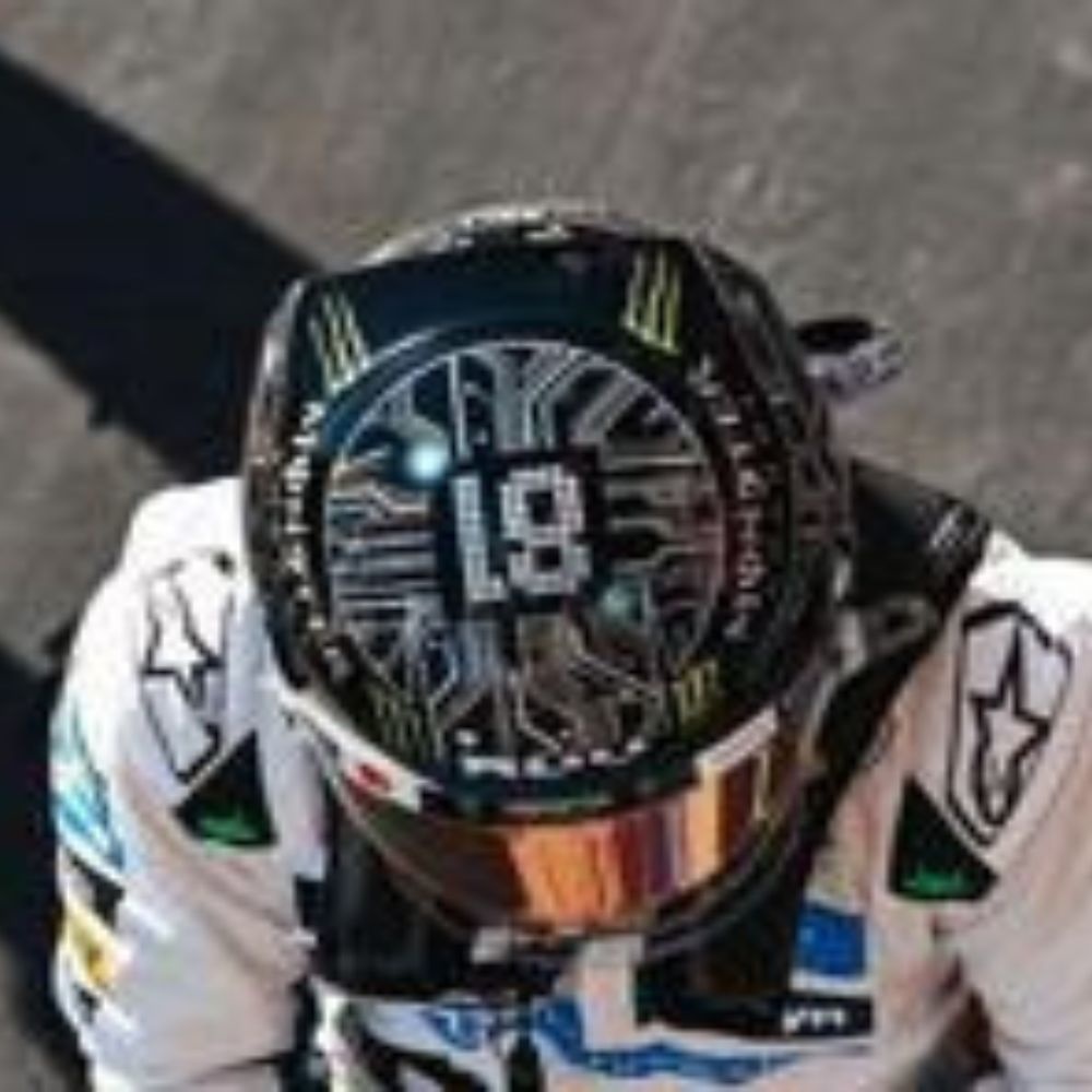 **Pre Order 1/5 Helmet Oscar Piastri 'USA Grand Prix 2025'