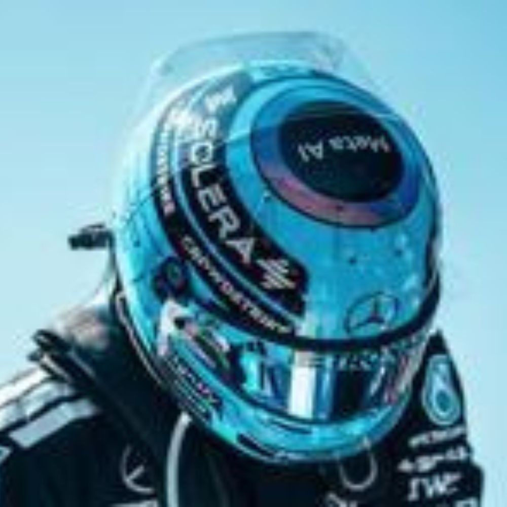 **Pre Order 1/5 Helmet George Russell - USA GP 2025