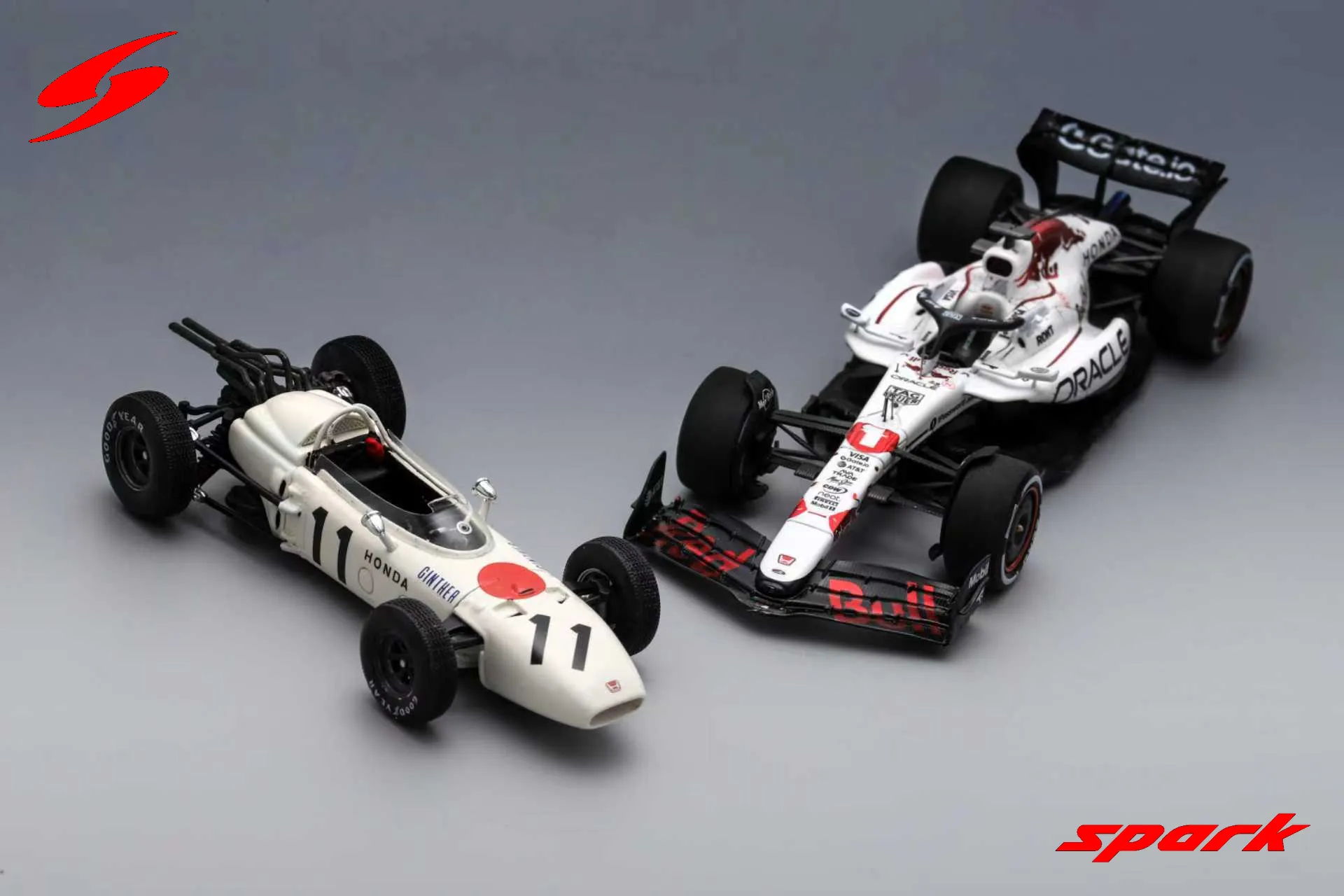 **Pre Order 1/43 2-Car Set 'Tribute to Honda' RB21 Max Verstappen 'Winner Japan 2025' & RA272  Richie Ginther 'Winner Mexican GP 1965'