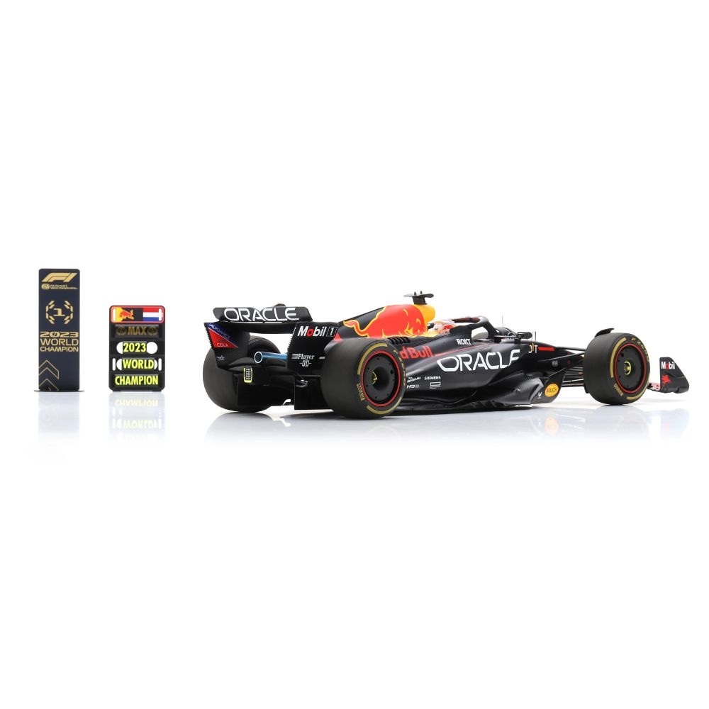 1:12 Oracle Red Bull Racing RB19, M. Verstappen Qatar 2023 'World Champion'