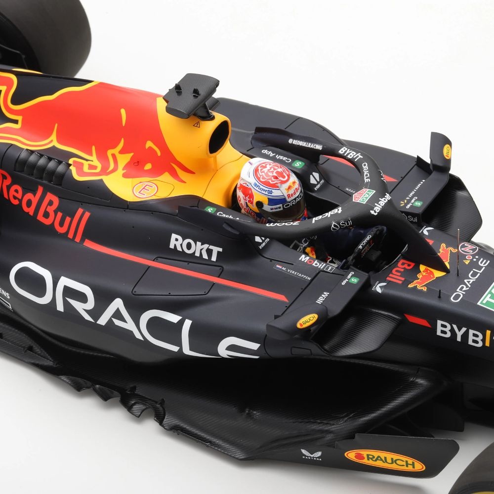 1:12 Oracle Red Bull Racing RB19, M. Verstappen Qatar 2023 'World Champion'