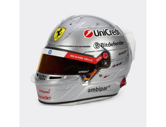 **Pre-order 1:5 L. Hamilton Ferrari - Las Vegas 2025