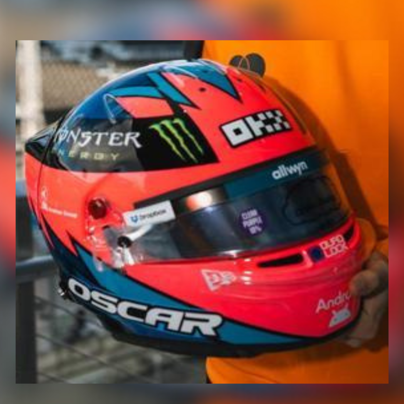 **Pre Order 1/5 Helmet Oscar Piastri 'Las Vegas Grand Prix 2025'