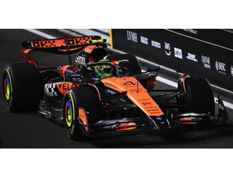 1:12 Lando Norris McLaren ‘World Champion’ 3rd Abu Dhabi 2025