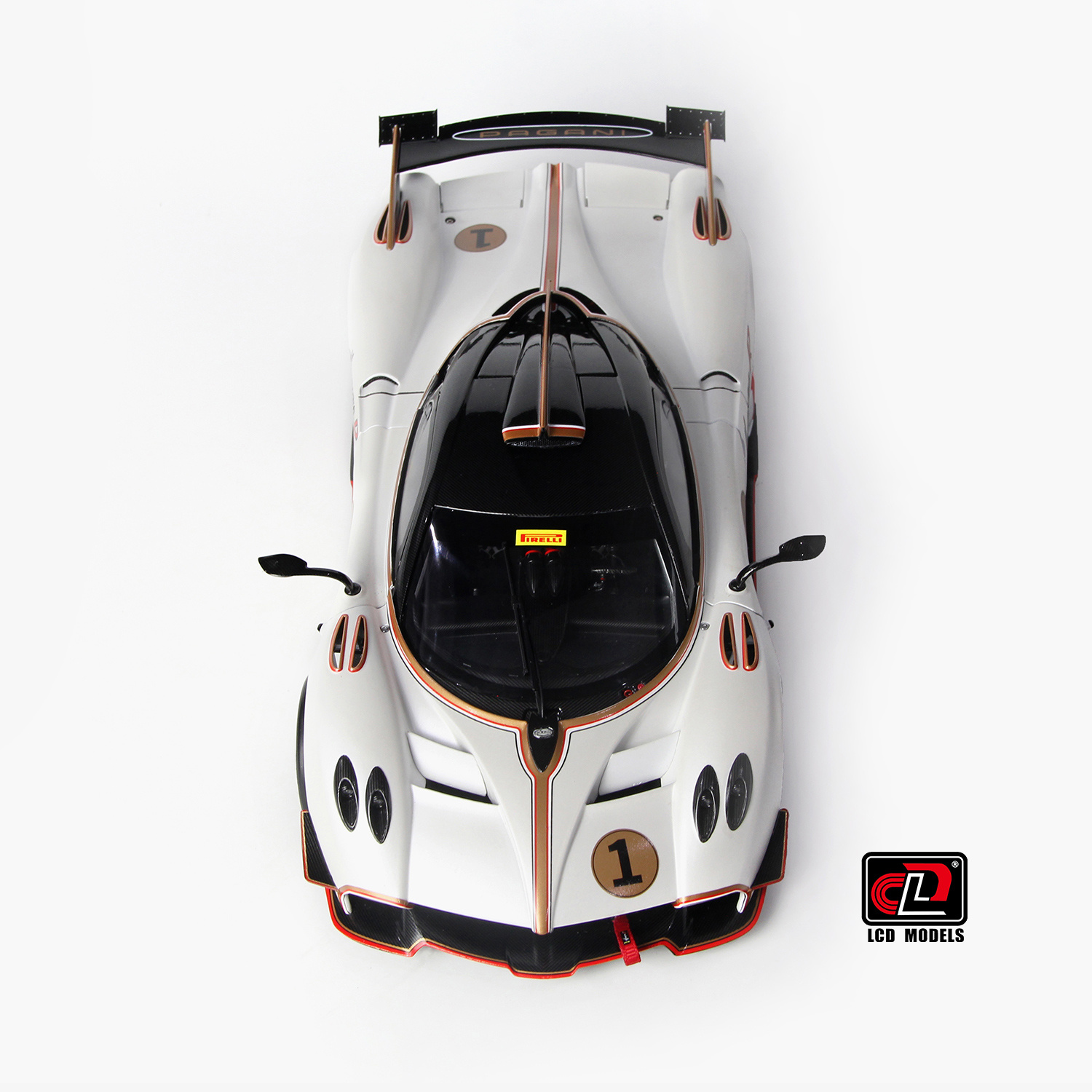 1:18 Pagani Huayra R- Pearl White - LCD Model