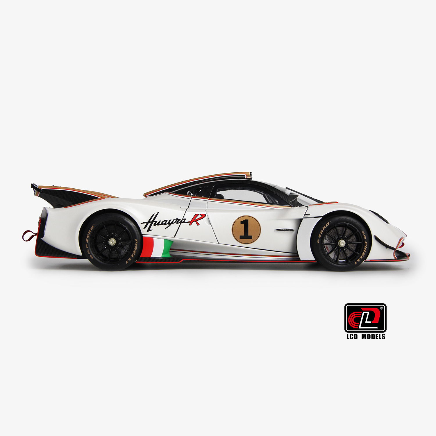 1:18 Pagani Huayra R- Pearl White - LCD Model
