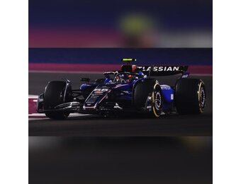 1:43 Carlos Sainz 3de Qatar 2025 (met pit board)