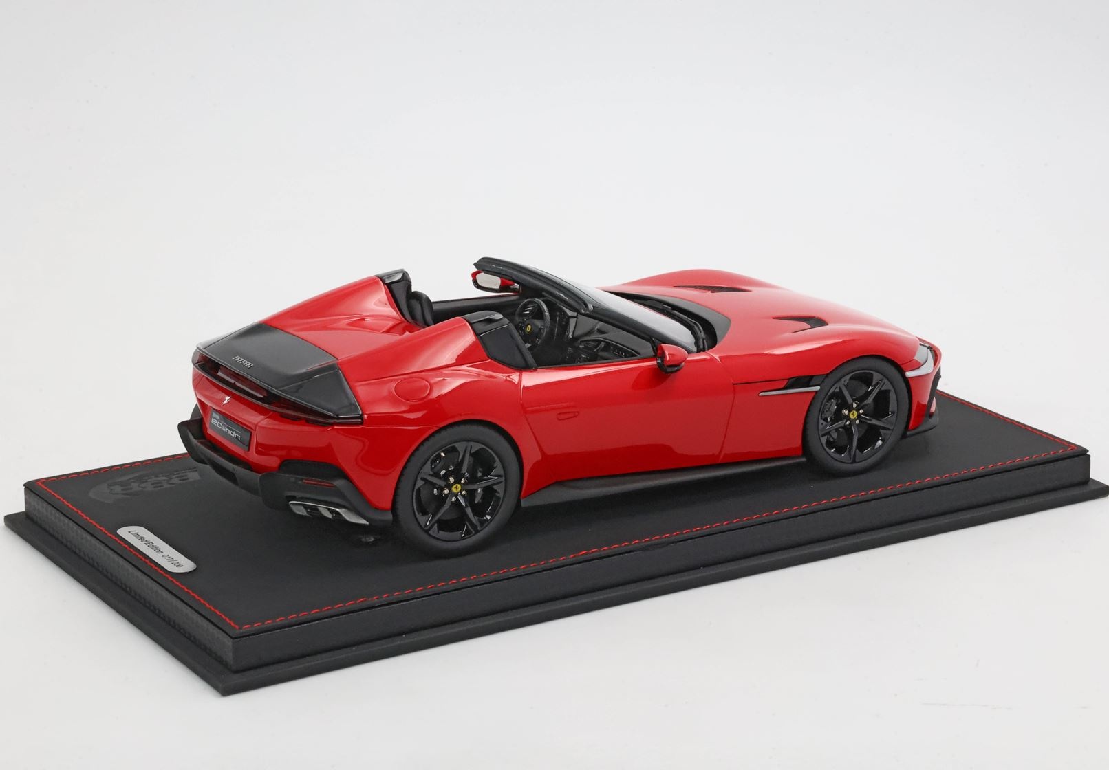 1:18 Ferrari 12Cilindri Spider Rosso Corsa - Limited 200 pcs. - BBR Model