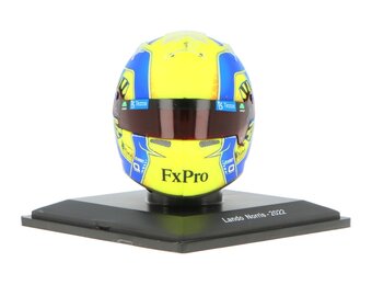 1:5 Lando Norris McLaren 2022 Helm