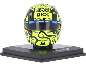 1:5 Lando Norris McLaren 2024 Helm
