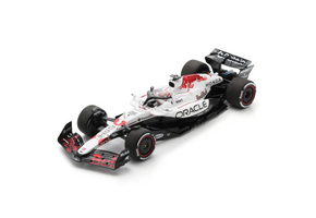 1/18 Red Bull Racing RB21 No.1 Oracle Red Bull Racing, M. Verstappen 'Winner Japanese GP 2025 *With pitboard