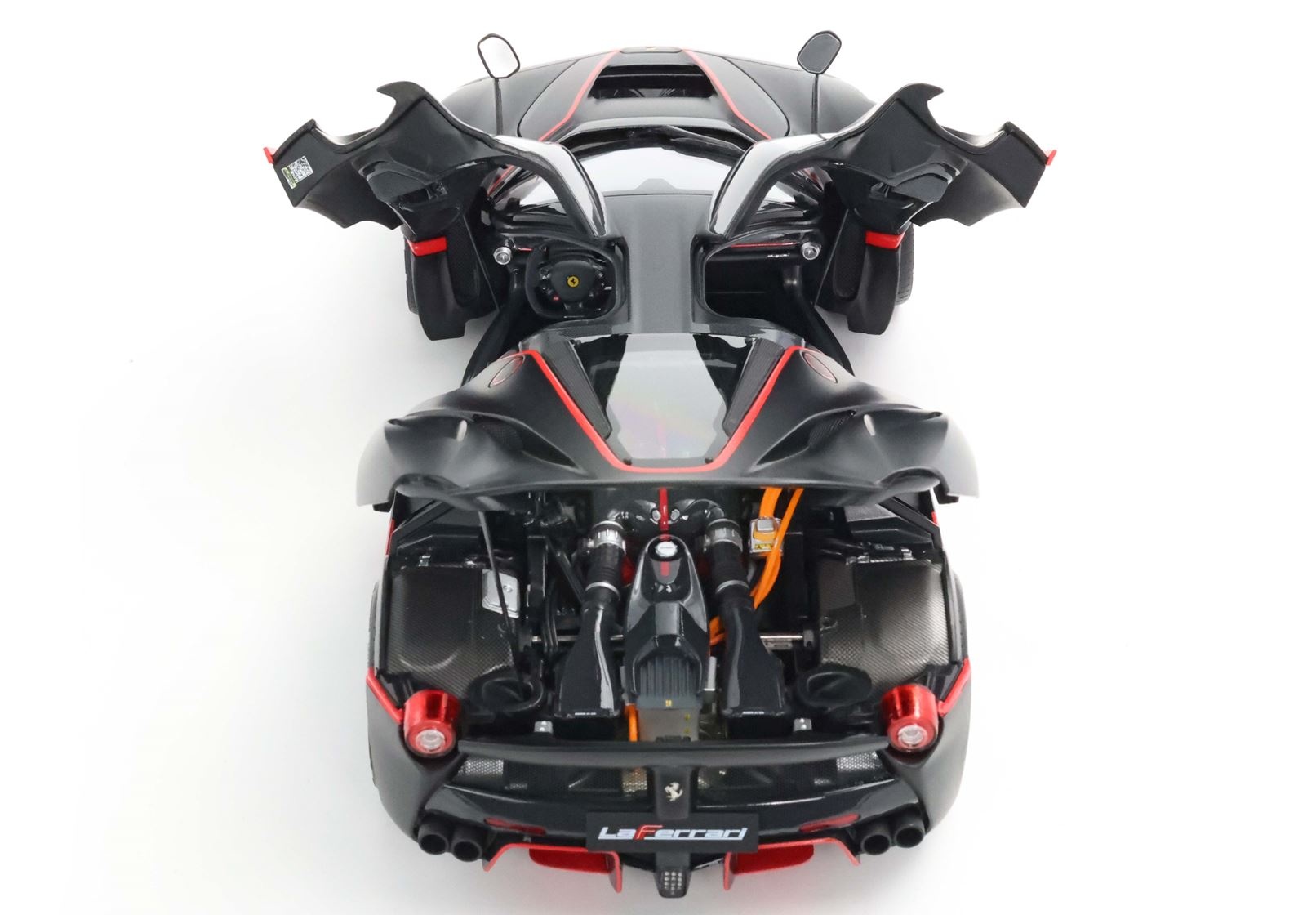 1:18 Ferrari LaFerrari (2013) Matt black with red stripes (Fernando Alonso) real carbon base - display case included - BBR Models