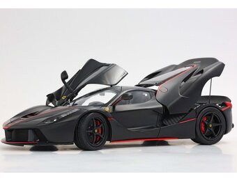 1:18 Ferrari LaFerrari Matt Black (Fernando Alonso) 2013