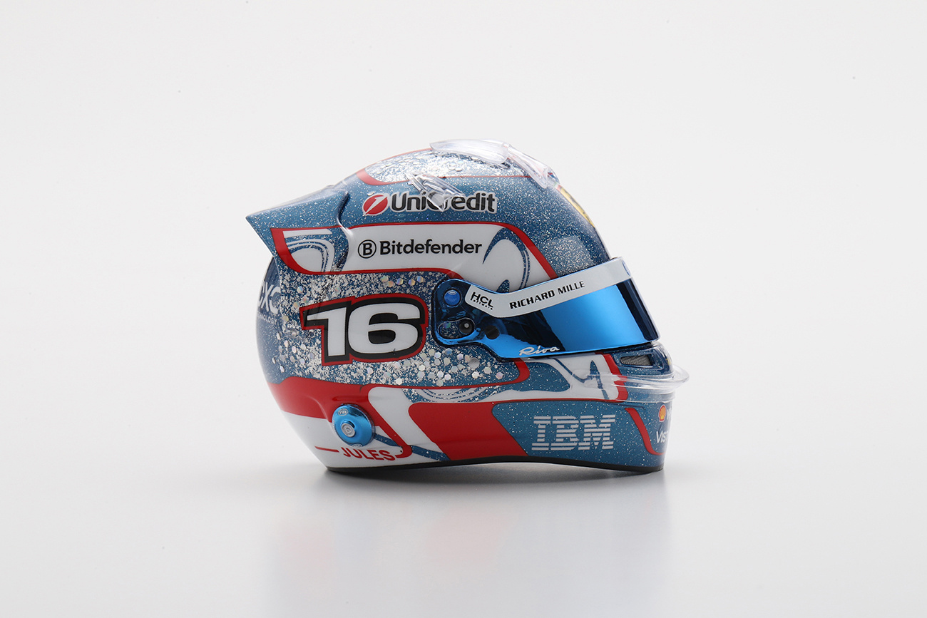 **Pre Order 1/5 Helmet Charles Leclerc - Singapore GP 2025