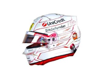 1:5 L. Hamilton Ferrari - GP Japan 2026 Helm