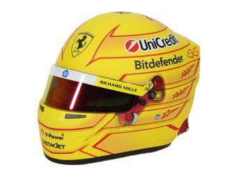 1:2 L. Hamilton Ferrari - 2026 Seizoenshelm