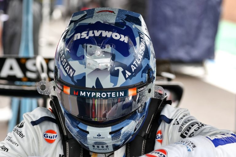 1:5 Helm Carlos Sainz - British GP 2025