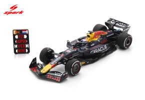1:43 Max Verstappen Winner Abu Dhabi 2025 (with pit board)