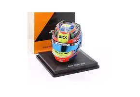 1:5 O. Piastri McLaren - 2026 Seizoenshelm