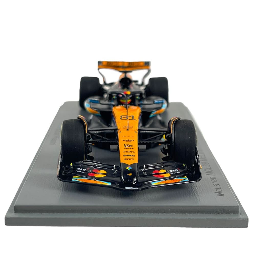 1:43 Oscar Piastri McLaren F1 2nd Abu Dhabi 2025 - Spark Models