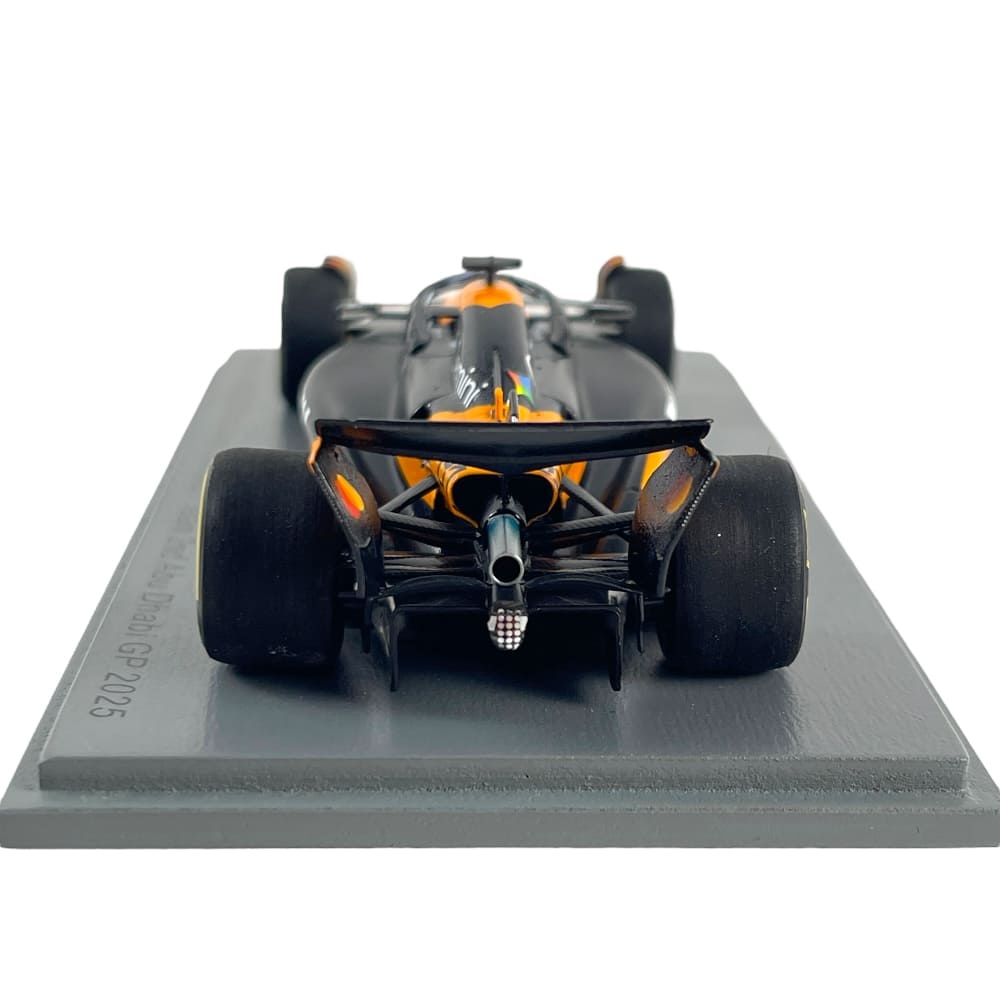 1:43 Oscar Piastri McLaren F1 2nd Abu Dhabi 2025 - Spark Models