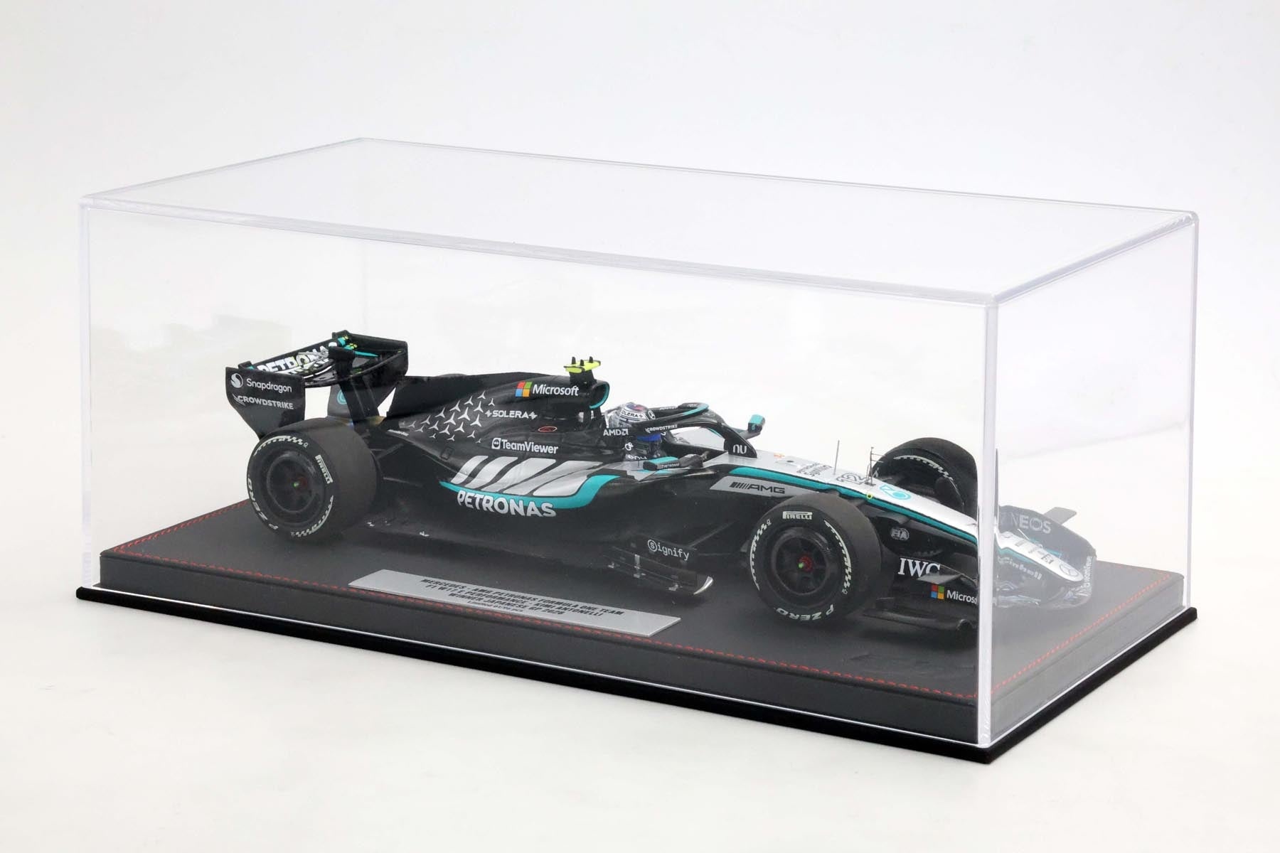 1:18 schaalmodel Kimi Antonelli Mercedes-AMG F1 W17 – winnaar GP Japan 2026 – BBR Luxury Pack – pre-order