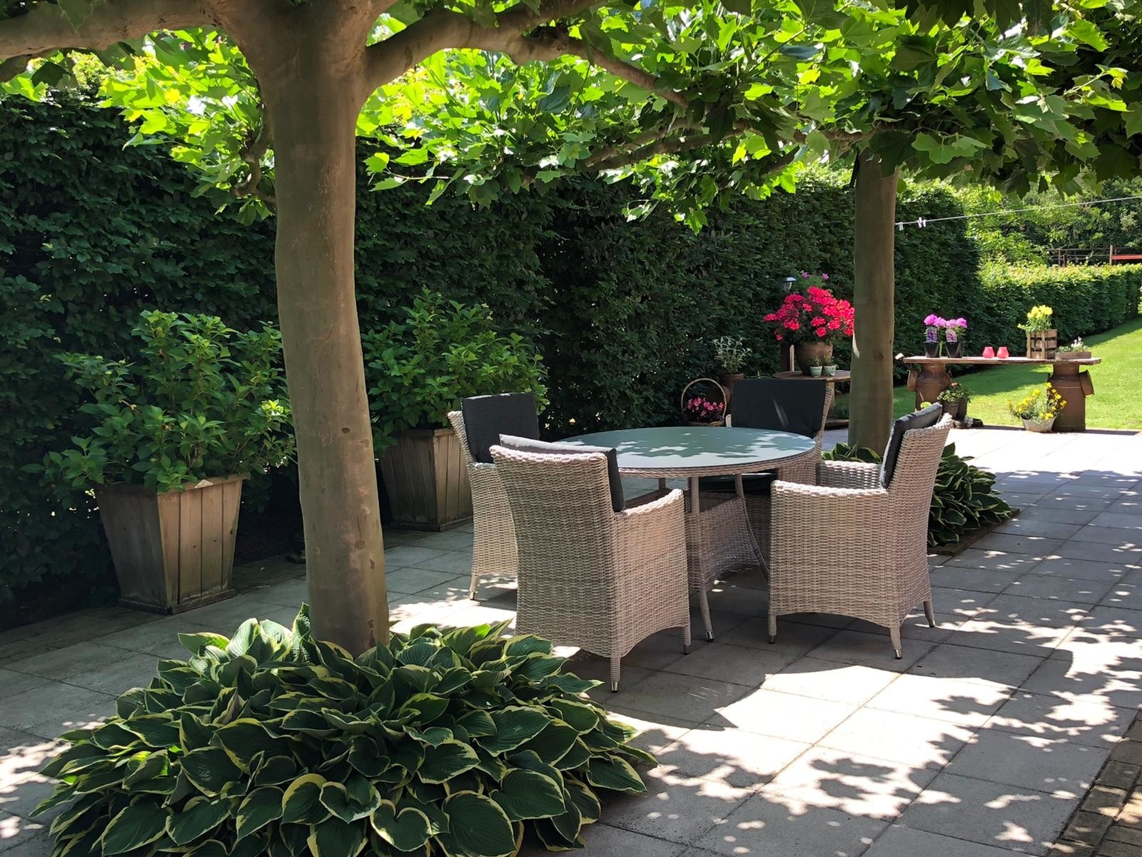 5-delige ronde tuinset | 4 Utah tuinstoelen (Desert) | ø120cm tuintafel (Spraystone)