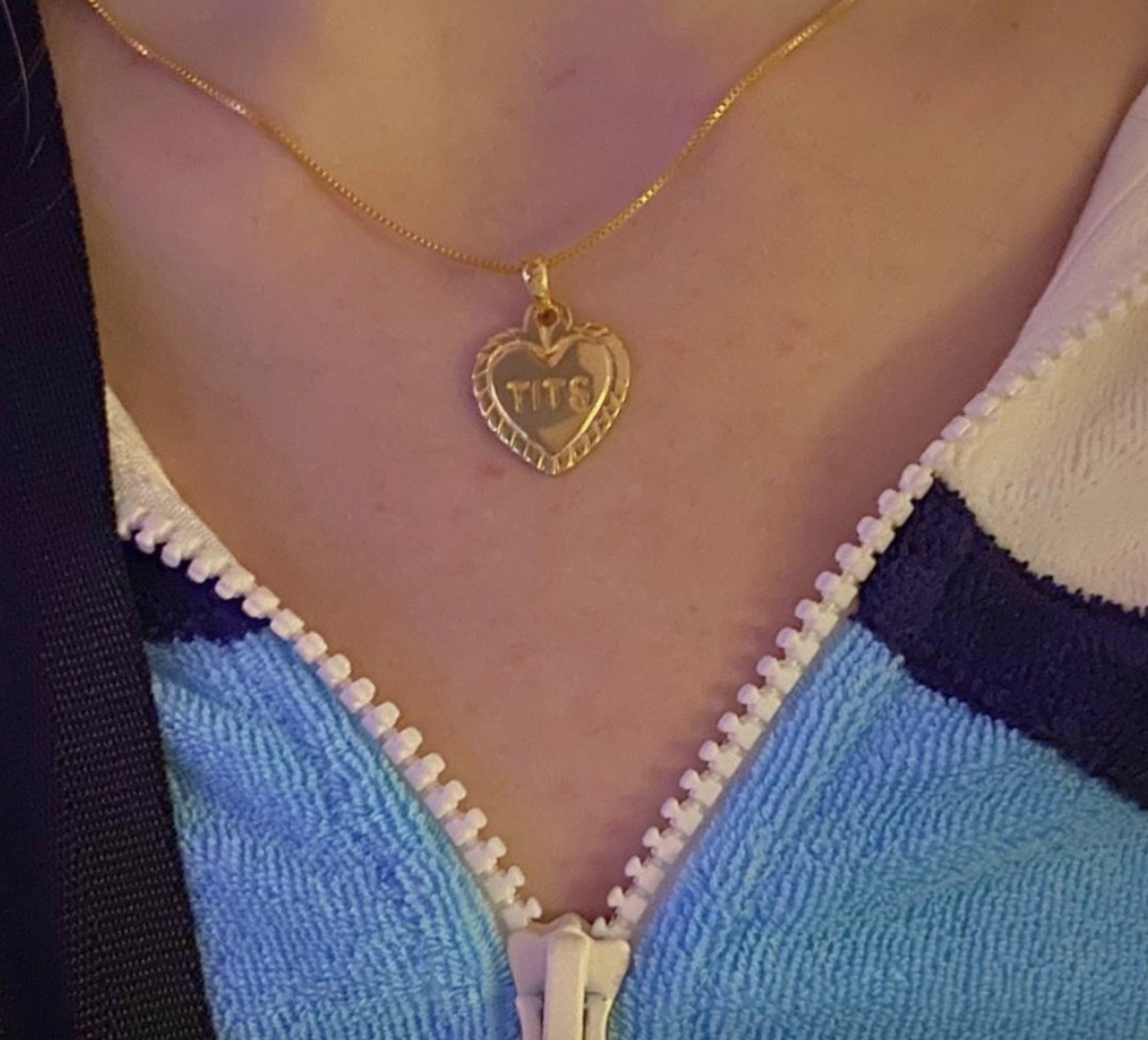 T.I.T.S. HEART PENDANT FOR NECKLACE GOLD