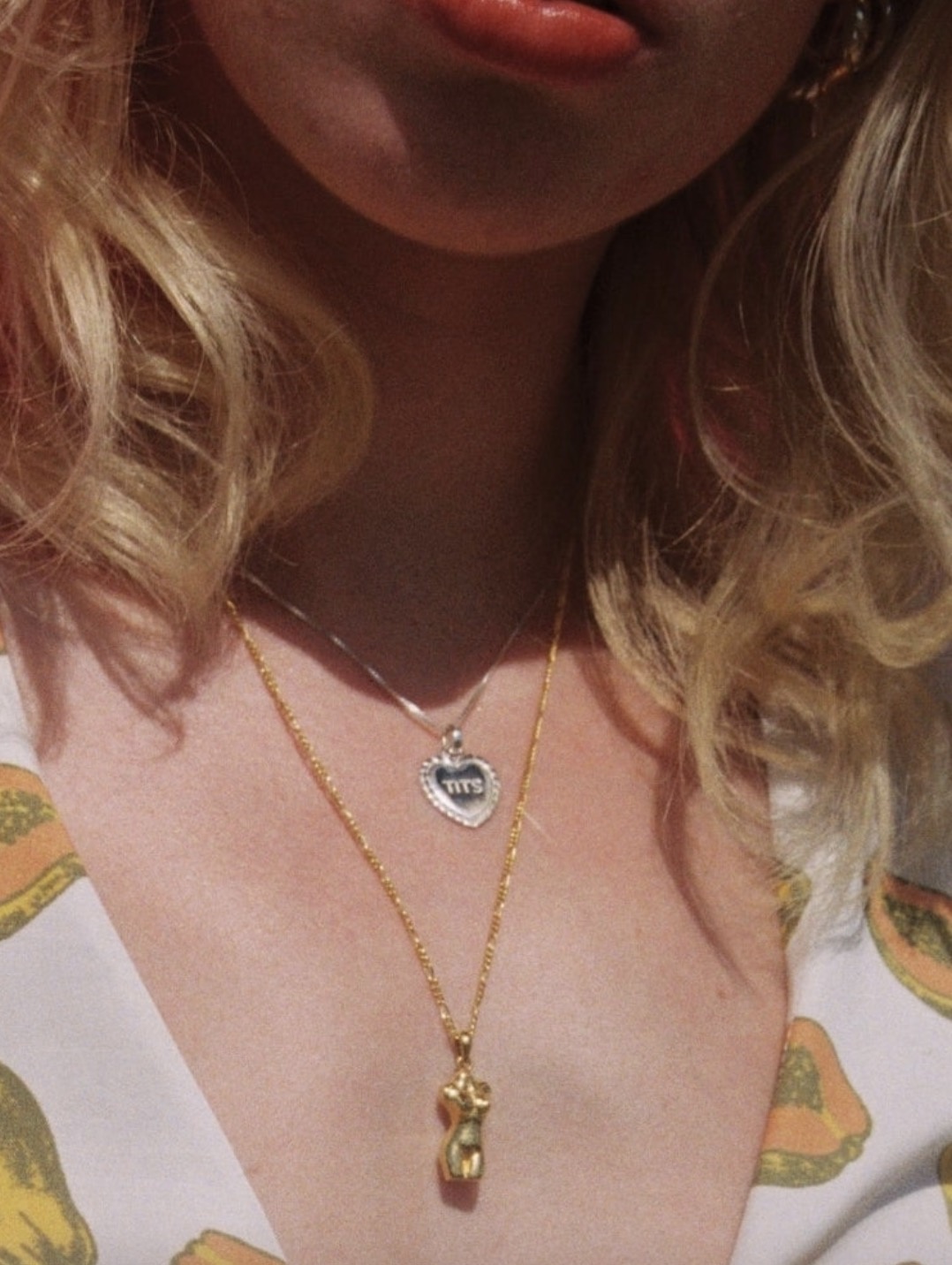 T.I.T.S. VINTAGE NECKLACE GOLD