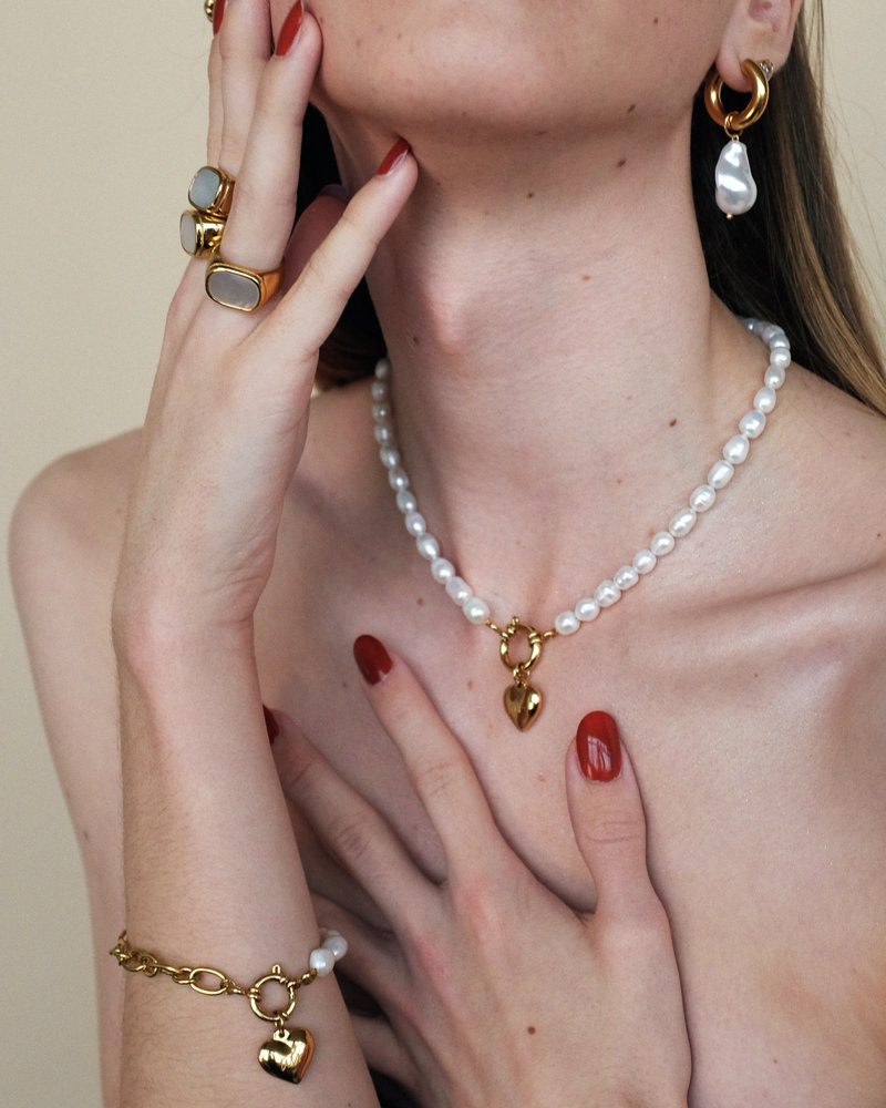 T.I.T.S. PEARL NECKLACE