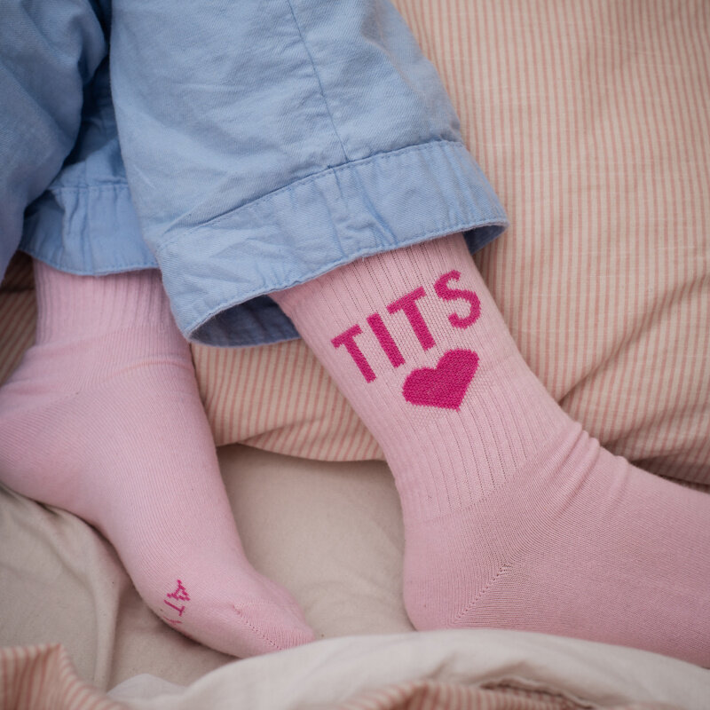 T.I.T.S. TITS LOGO SOCKS - Pink