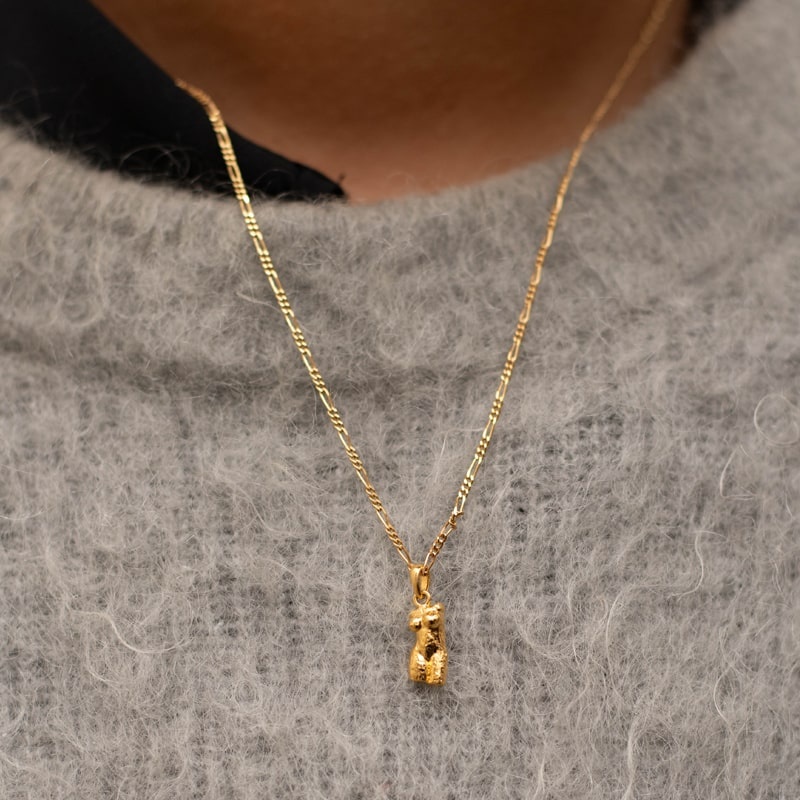 T.I.T.S. HAMMERED BODY PENDANT GOLD