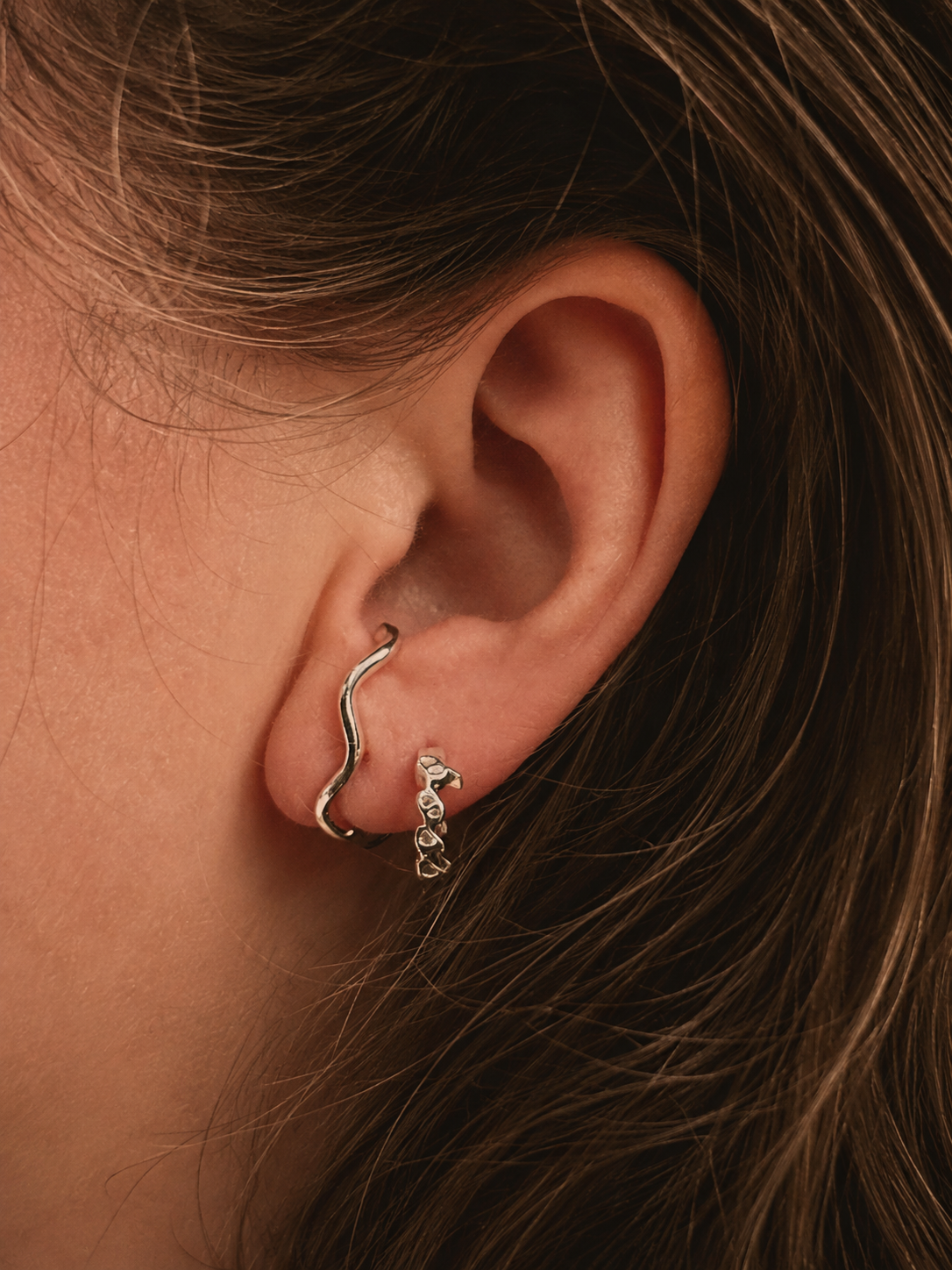 Embrace Wave Earring Silver