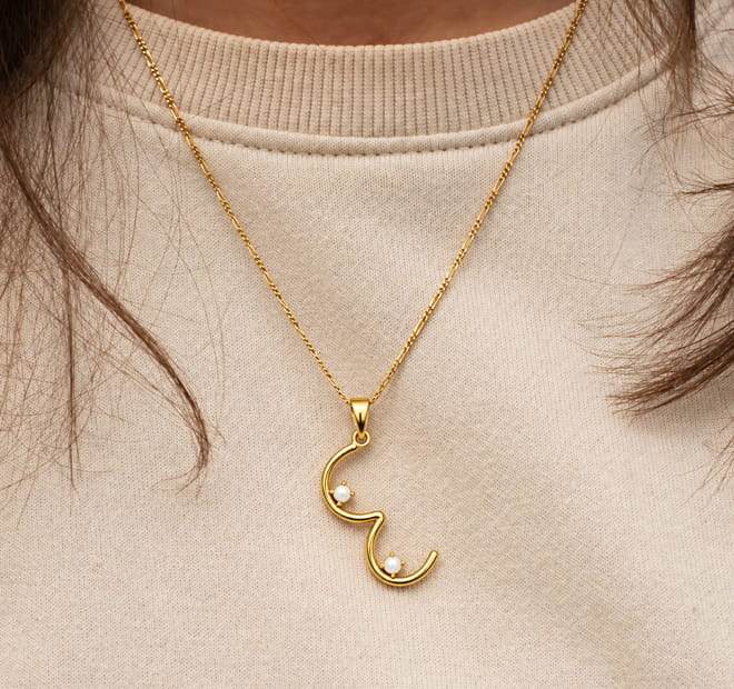 Boobelle pearl pendant