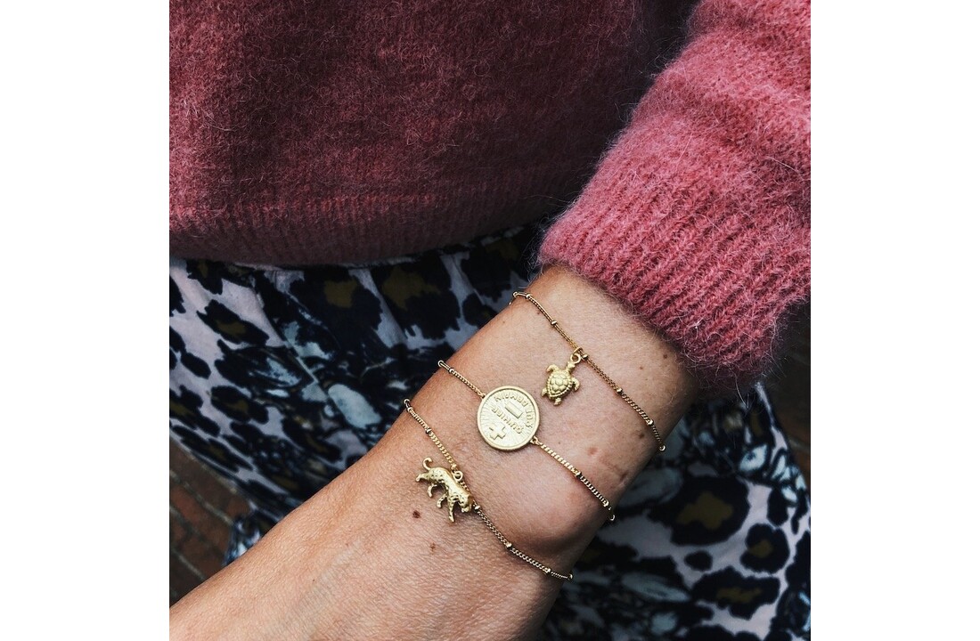 Take it slow armband