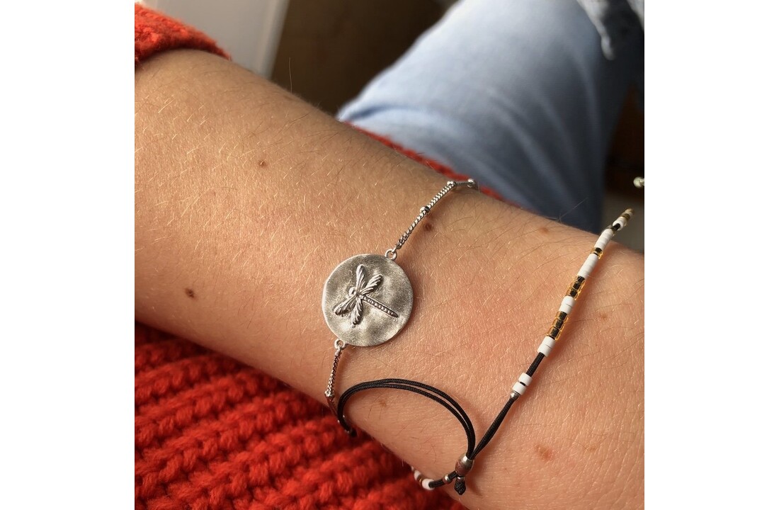 flying gold armband