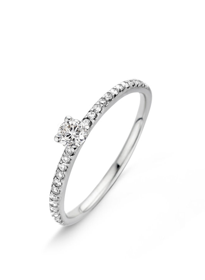 One more 091ZG30/A Ring Salina