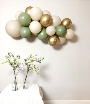 OPGEBLAZEN ballonnenboog: Ellie