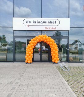 Ballonnenboog 6m geplaatst